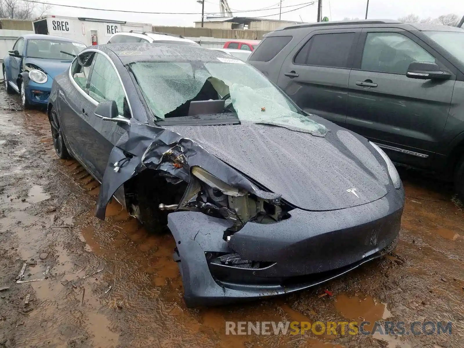 1 Photograph of a damaged car 5YJ3E1EC2LF602962 TESLA MODEL 3 2020