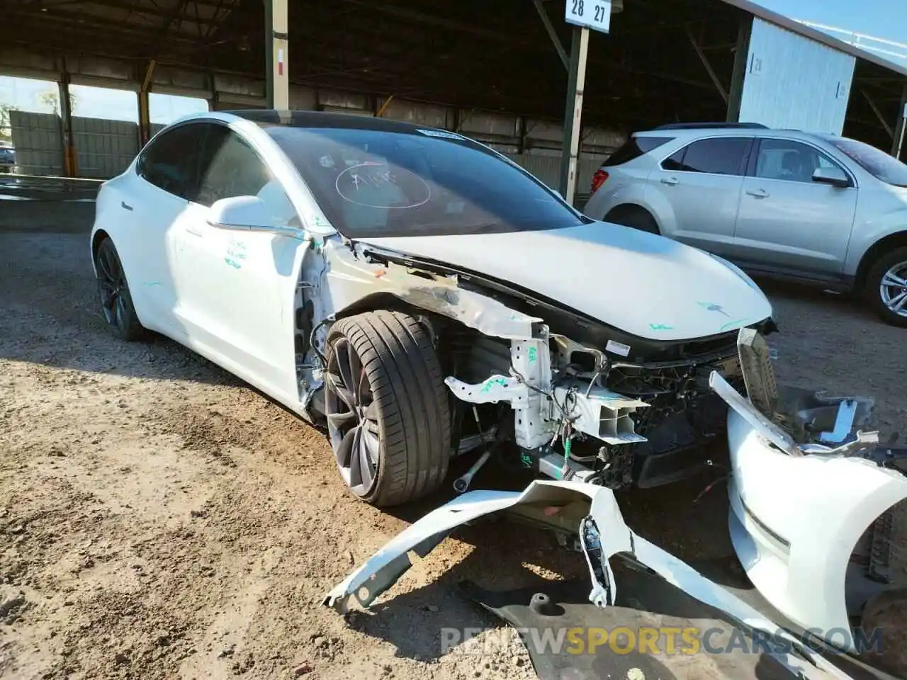 1 Photograph of a damaged car 5YJ3E1EC2LF624895 TESLA MODEL 3 2020