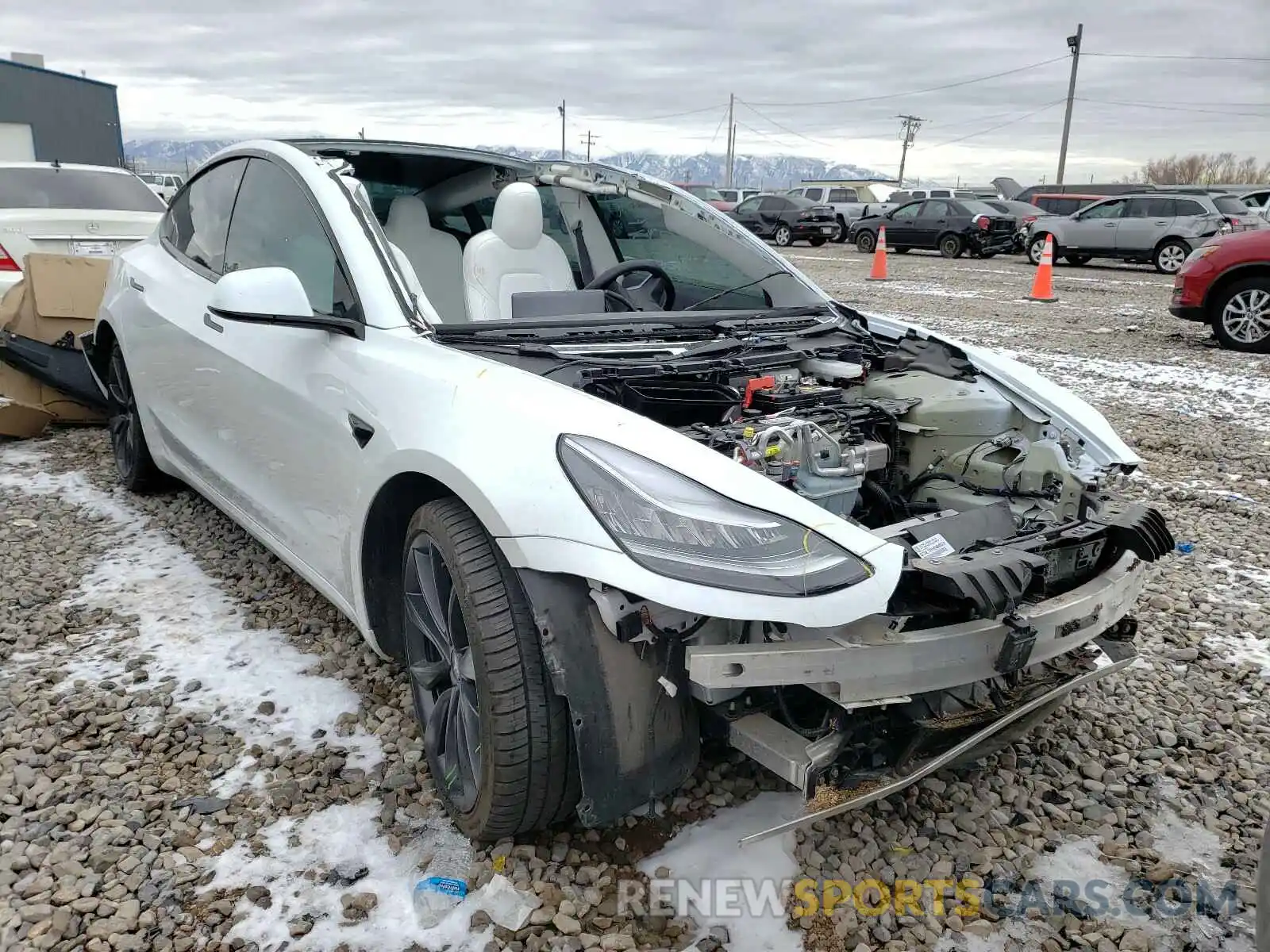 1 Photograph of a damaged car 5YJ3E1EC2LF624962 TESLA MODEL 3 2020