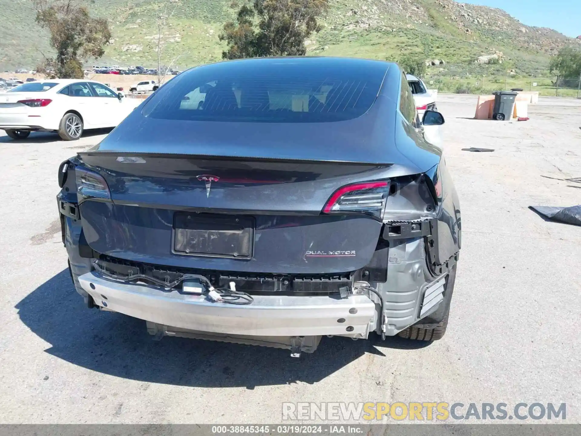 17 Photograph of a damaged car 5YJ3E1EC2LF641714 TESLA MODEL 3 2020