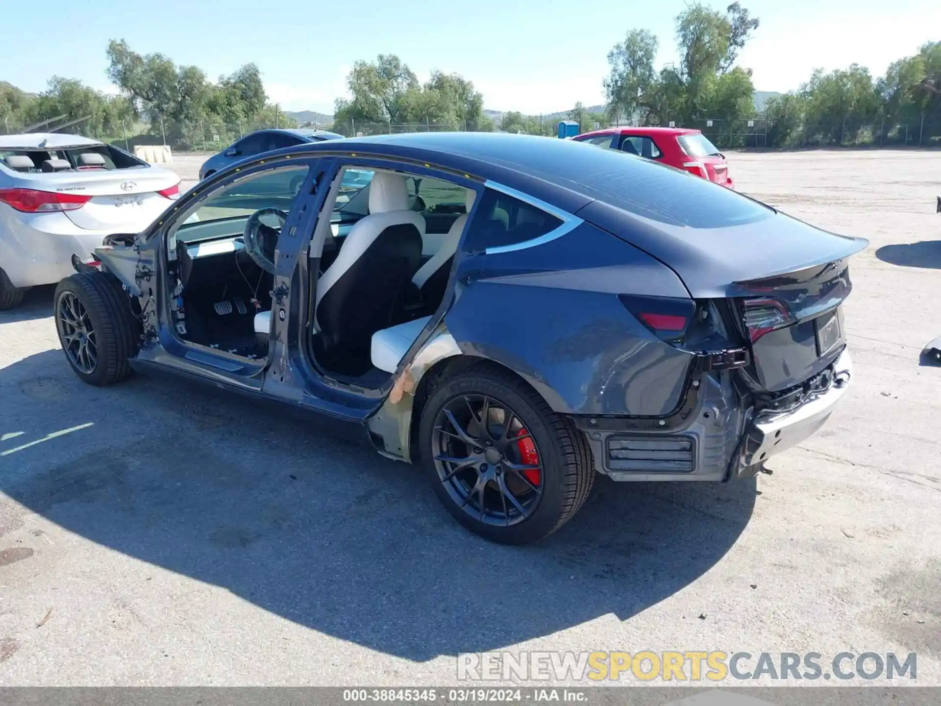 3 Photograph of a damaged car 5YJ3E1EC2LF641714 TESLA MODEL 3 2020