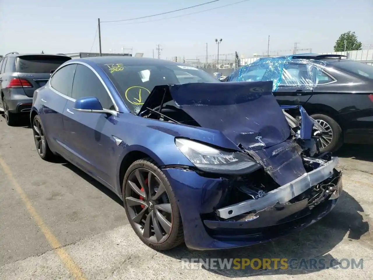 1 Photograph of a damaged car 5YJ3E1EC2LF651983 TESLA MODEL 3 2020