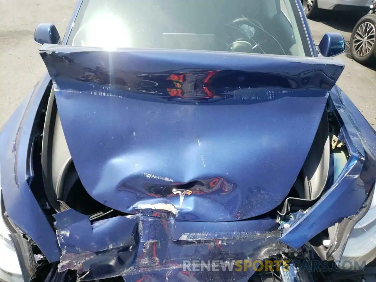 7 Photograph of a damaged car 5YJ3E1EC2LF651983 TESLA MODEL 3 2020