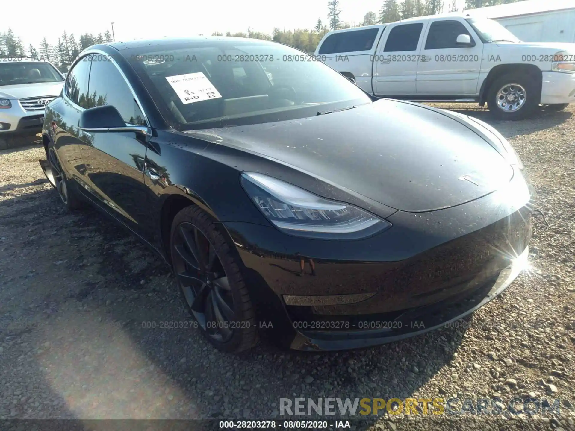 1 Photograph of a damaged car 5YJ3E1EC2LF669223 TESLA MODEL 3 2020