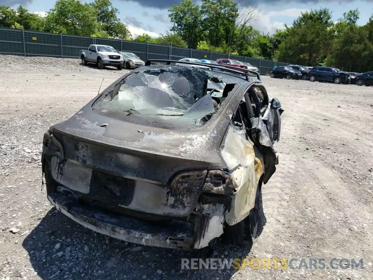 10 Photograph of a damaged car 5YJ3E1EC2LF796246 TESLA MODEL 3 2020