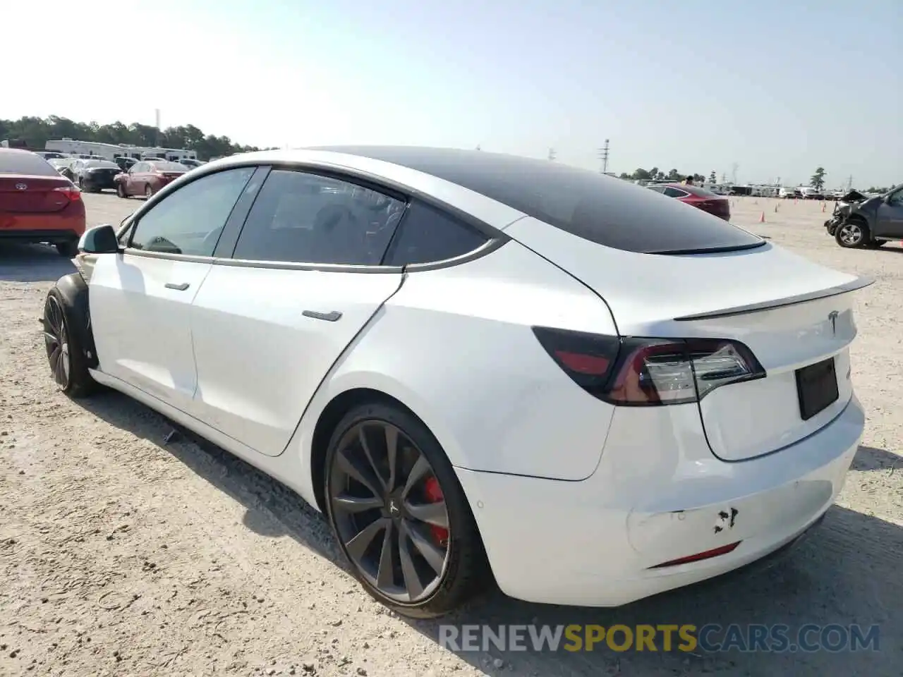 3 Photograph of a damaged car 5YJ3E1EC3LF624050 TESLA MODEL 3 2020