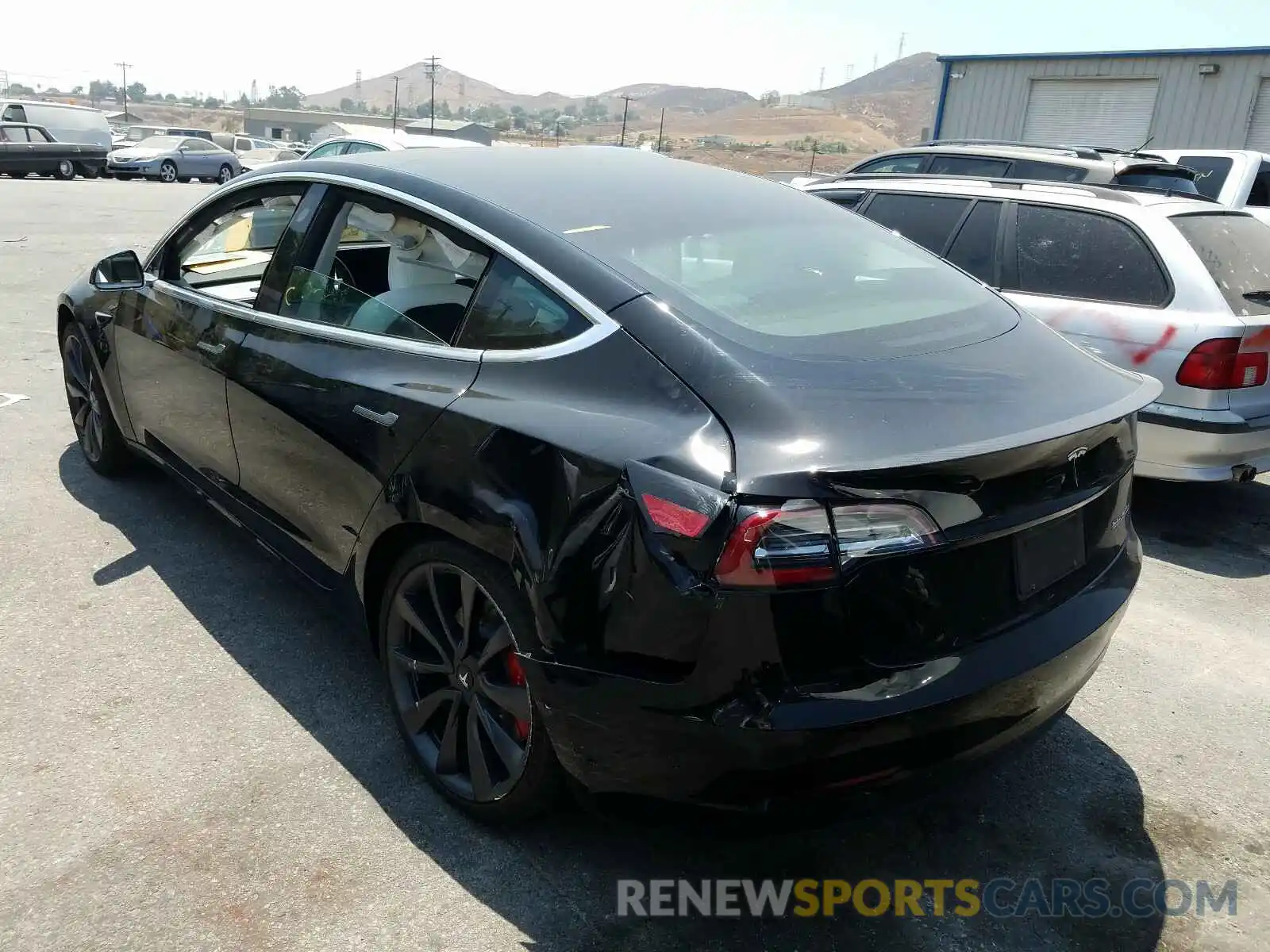 3 Photograph of a damaged car 5YJ3E1EC3LF624503 TESLA MODEL 3 2020