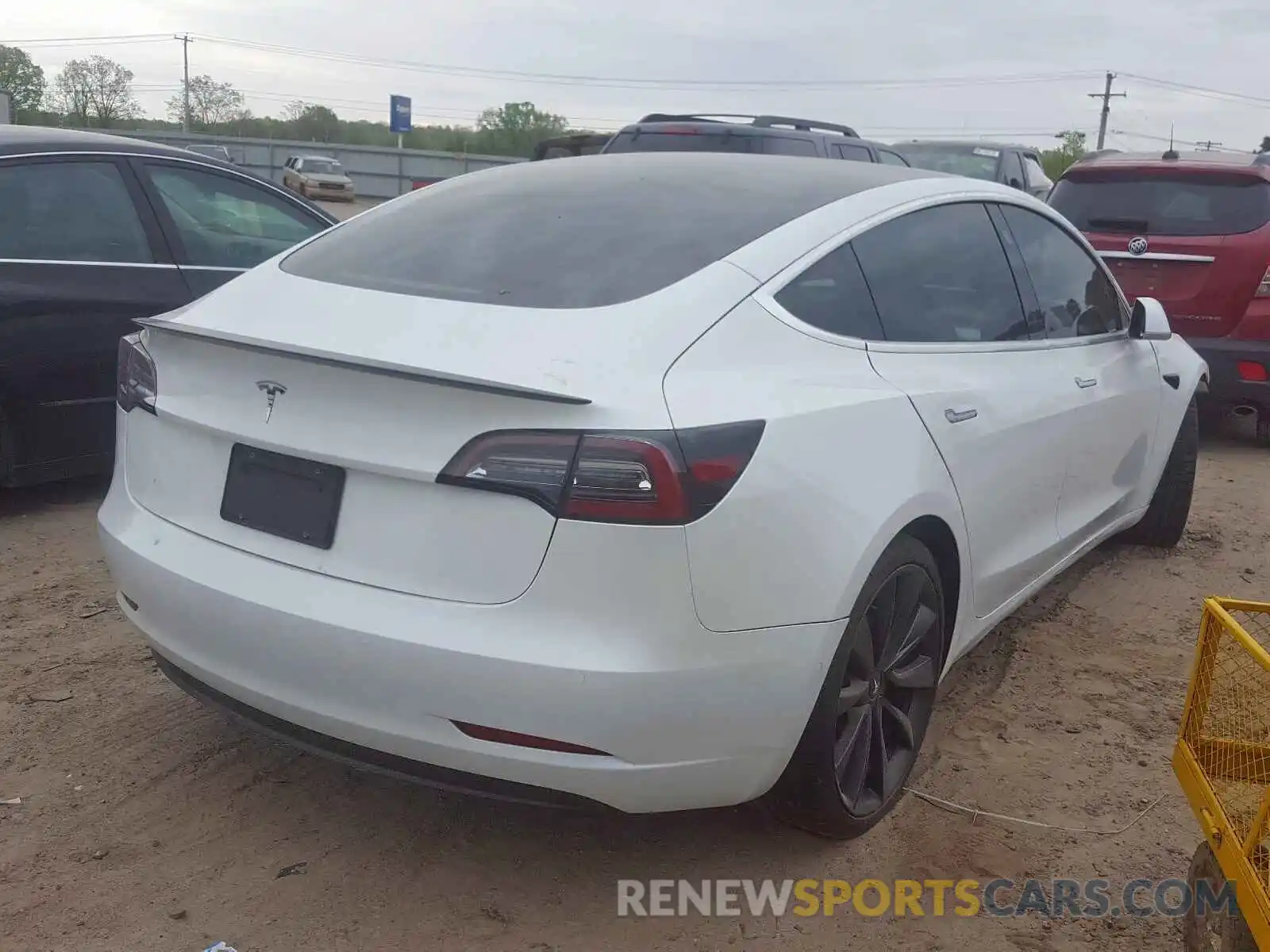 4 Фотография поврежденного автомобиля 5YJ3E1EC4LF603630 TESLA MODEL 3 2020