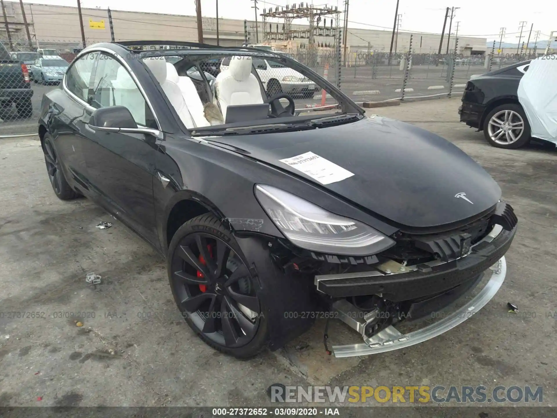 1 Photograph of a damaged car 5YJ3E1EC4LF641603 TESLA MODEL 3 2020