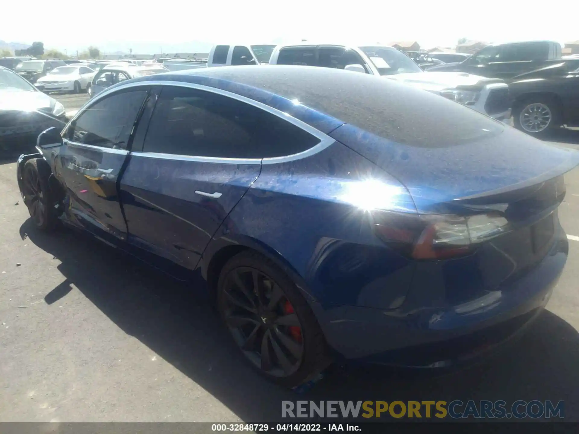 3 Photograph of a damaged car 5YJ3E1EC4LF669479 TESLA MODEL 3 2020