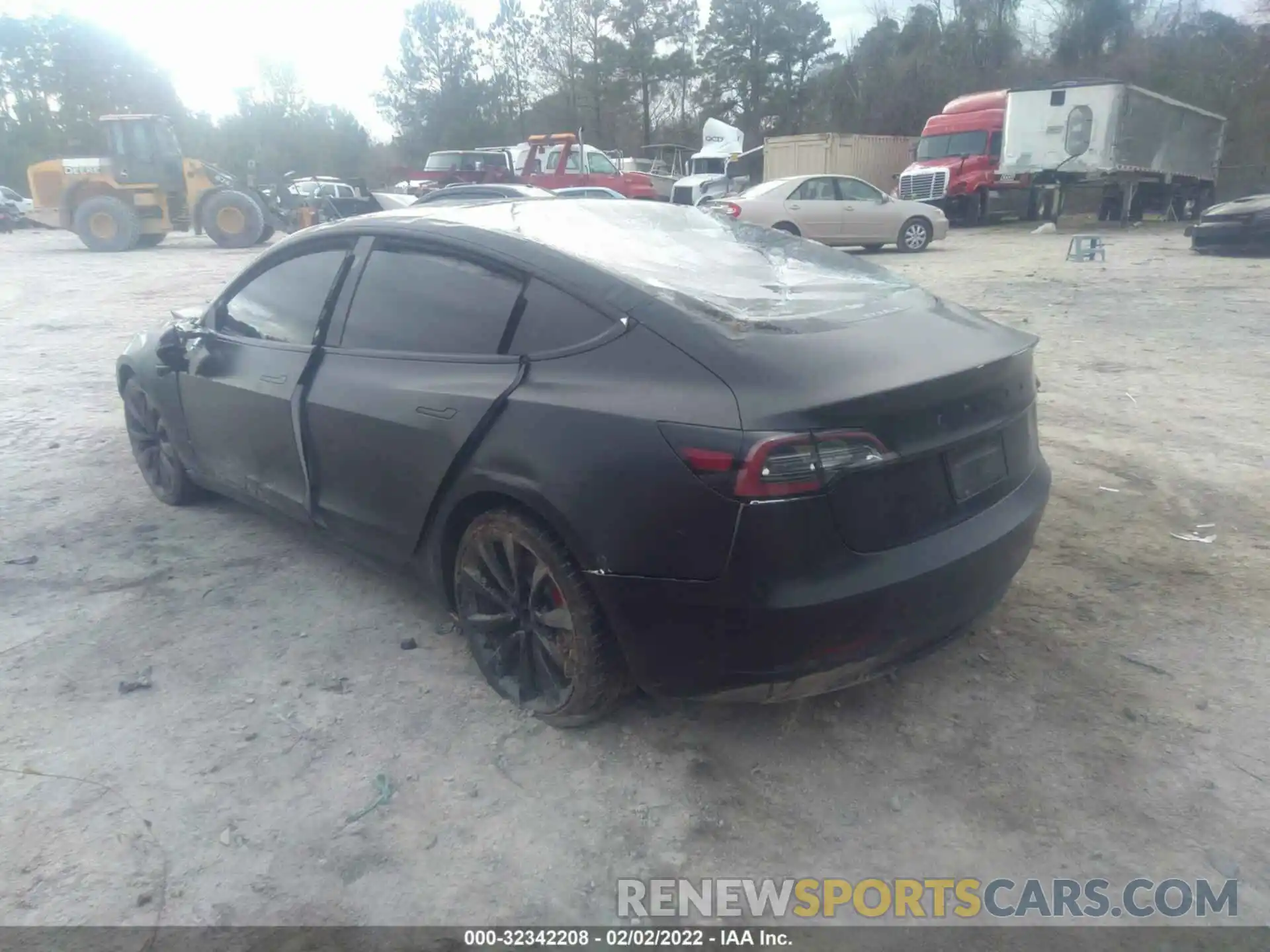 3 Photograph of a damaged car 5YJ3E1EC4LF715019 TESLA MODEL 3 2020