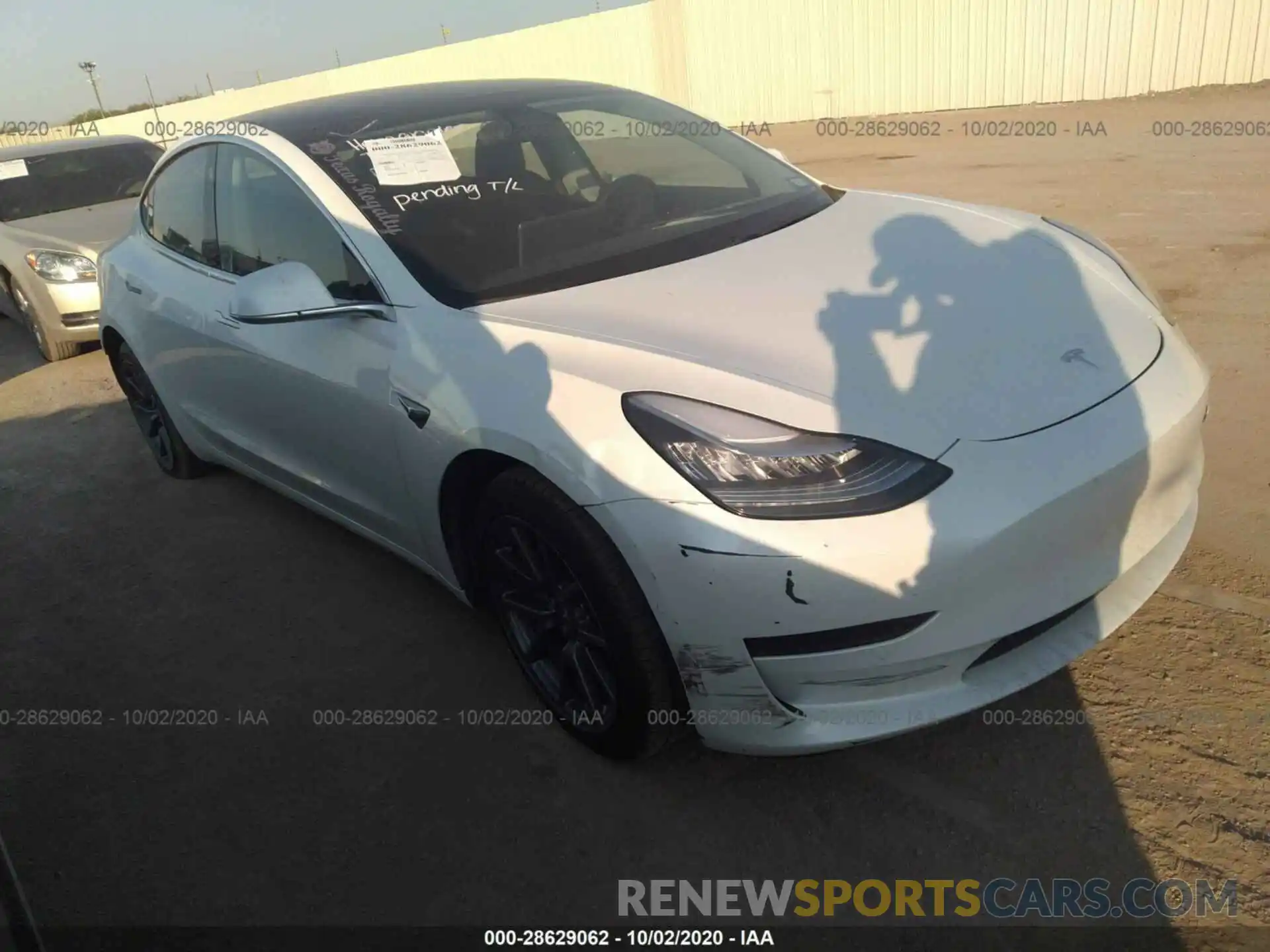 1 Фотография поврежденного автомобиля 5YJ3E1EC5LF601949 TESLA MODEL 3 2020