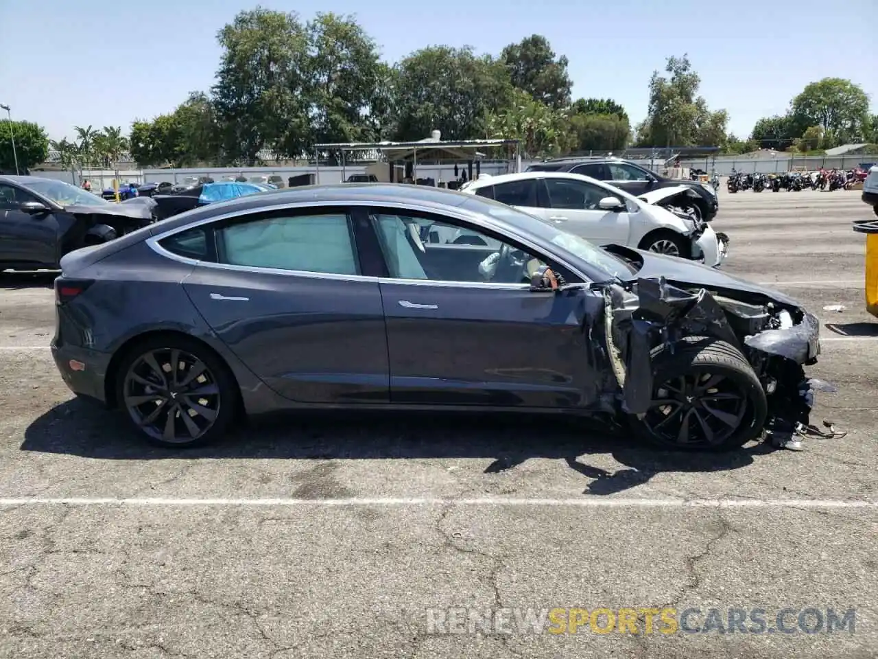 9 Photograph of a damaged car 5YJ3E1EC5LF647216 TESLA MODEL 3 2020