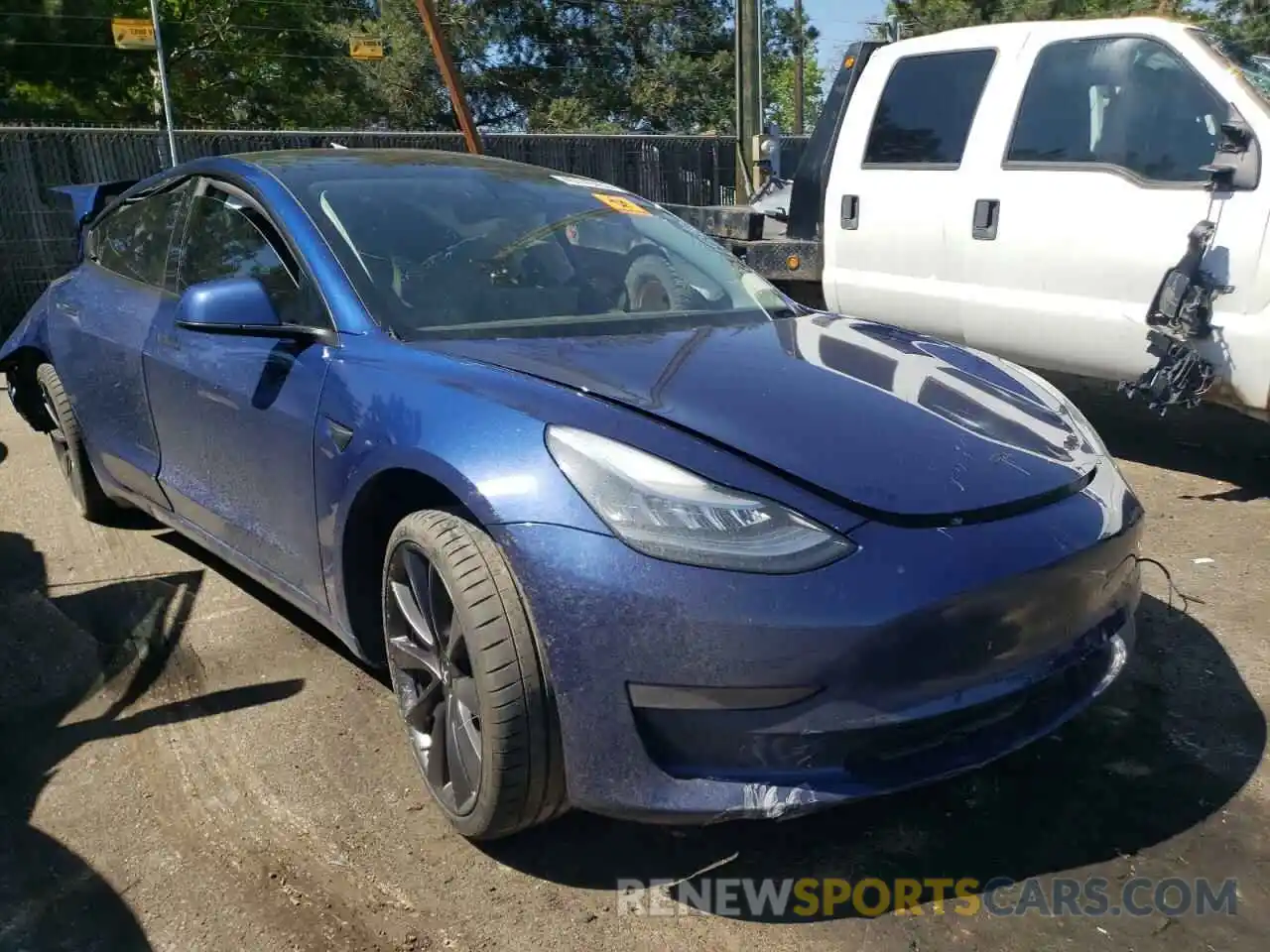 1 Photograph of a damaged car 5YJ3E1EC5LF719404 TESLA MODEL 3 2020