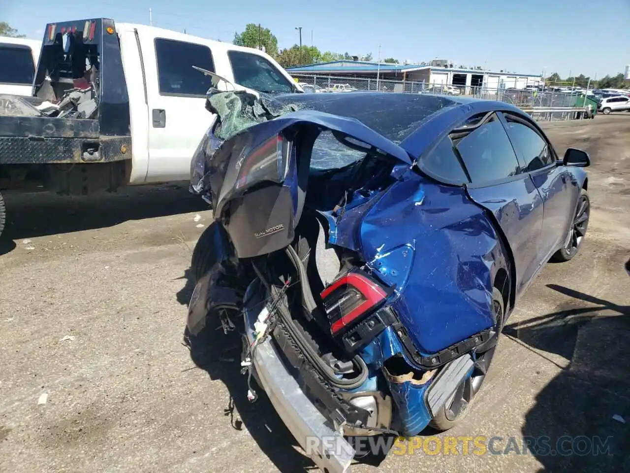 4 Photograph of a damaged car 5YJ3E1EC5LF719404 TESLA MODEL 3 2020