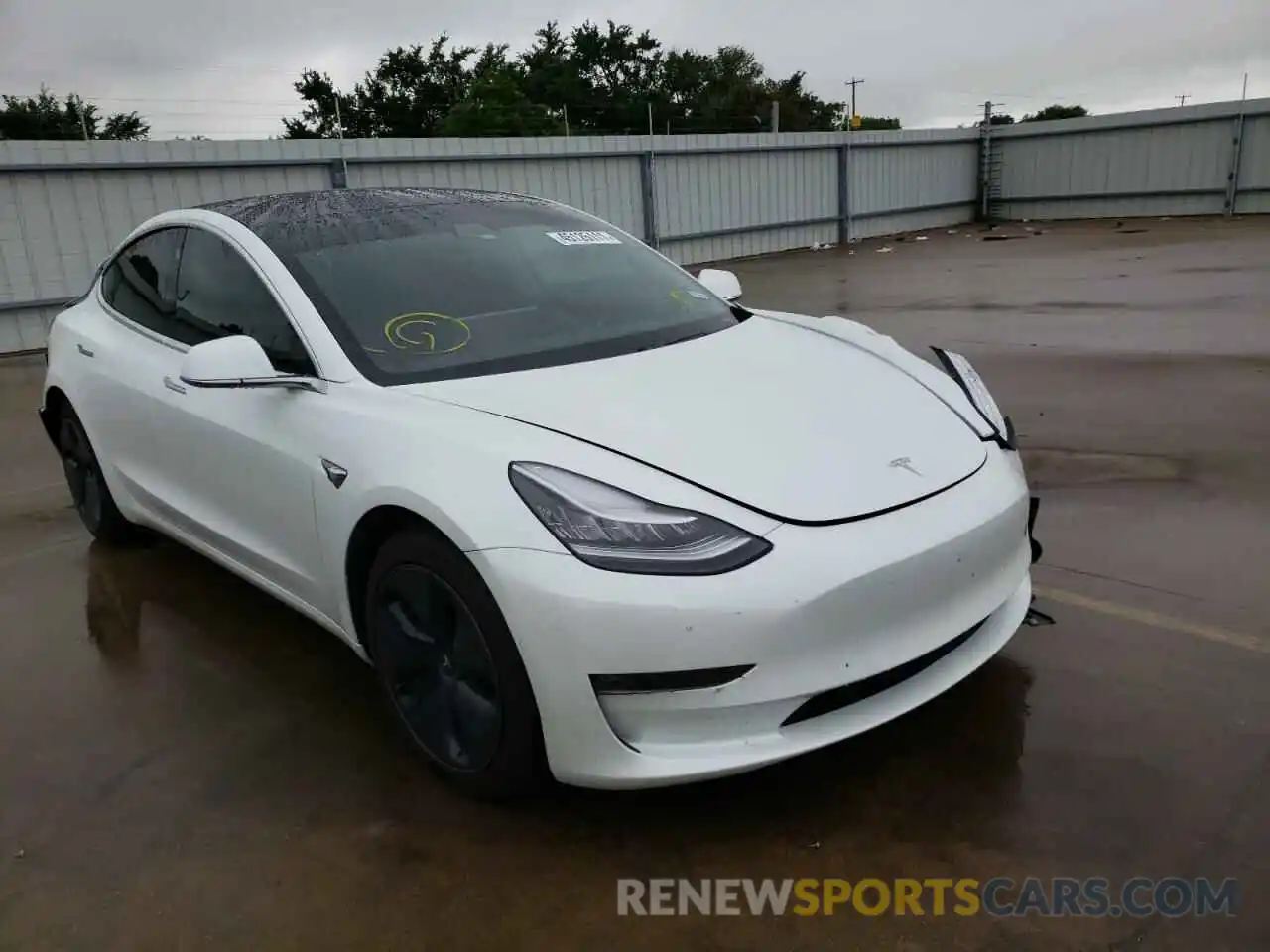 1 Photograph of a damaged car 5YJ3E1EC6LF601927 TESLA MODEL 3 2020