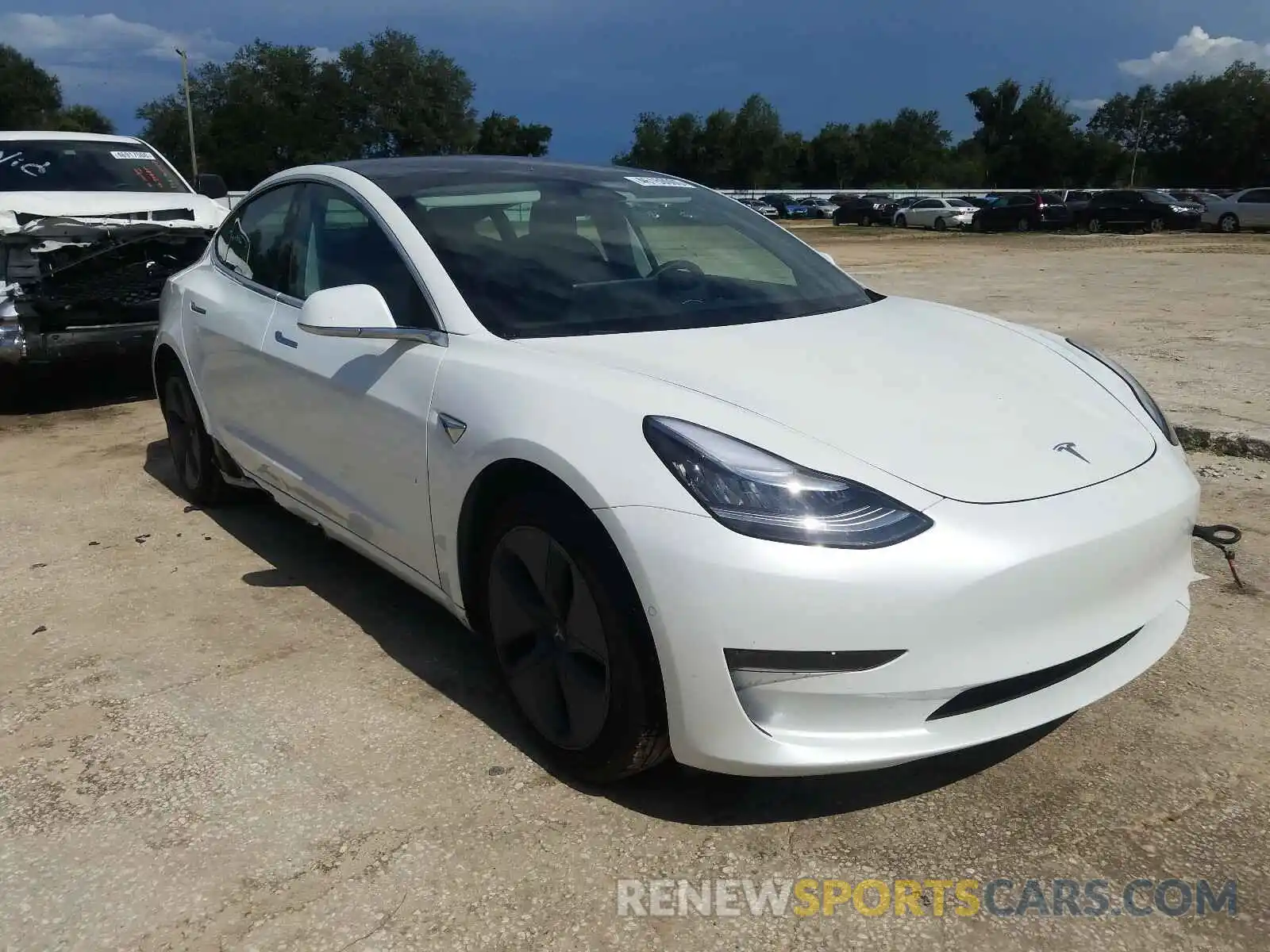 1 Photograph of a damaged car 5YJ3E1EC6LF602530 TESLA MODEL 3 2020