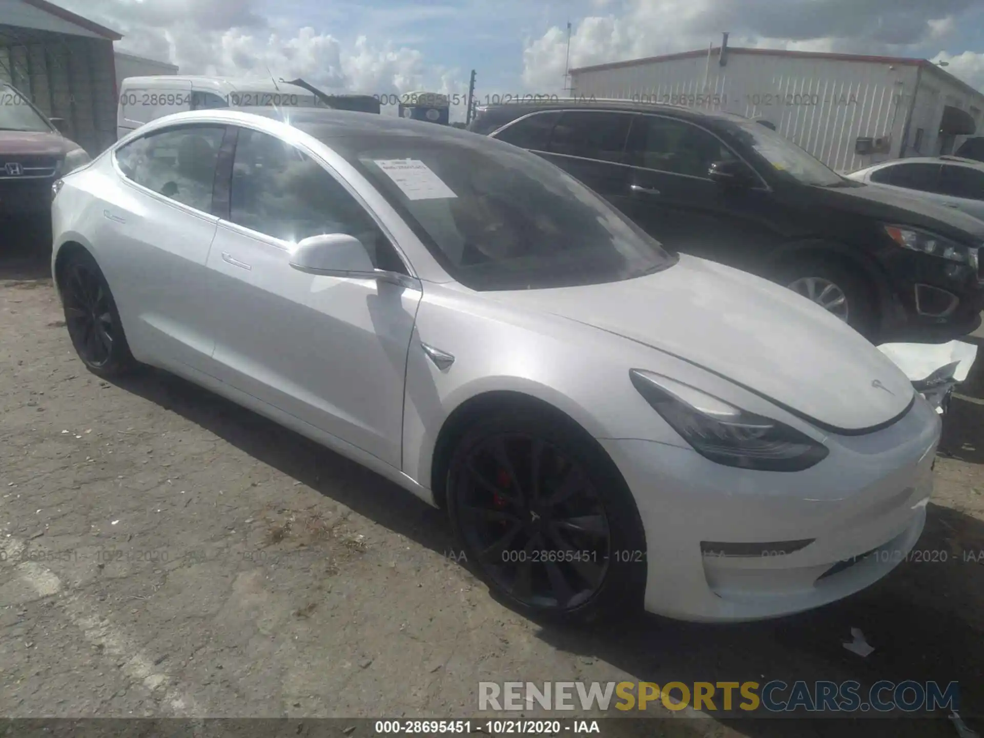 1 Photograph of a damaged car 5YJ3E1EC6LF603628 TESLA MODEL 3 2020