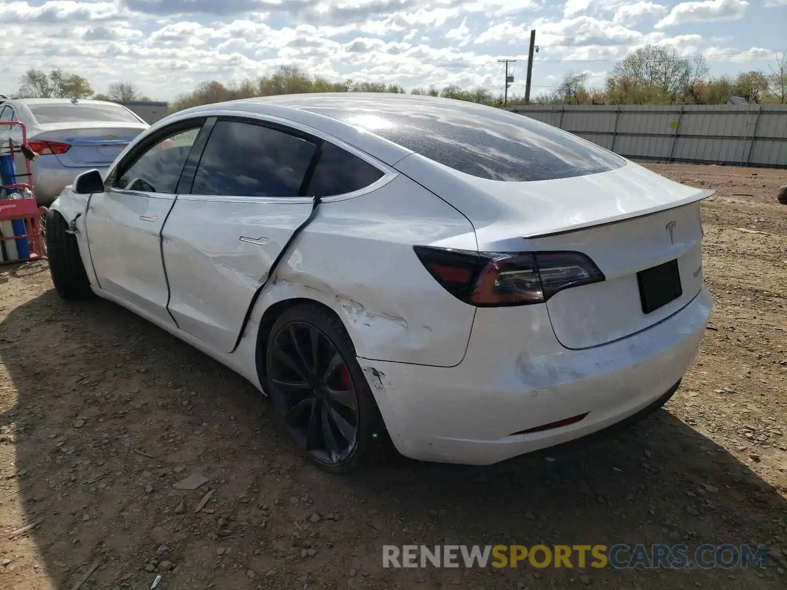 3 Photograph of a damaged car 5YJ3E1EC6LF736244 TESLA MODEL 3 2020