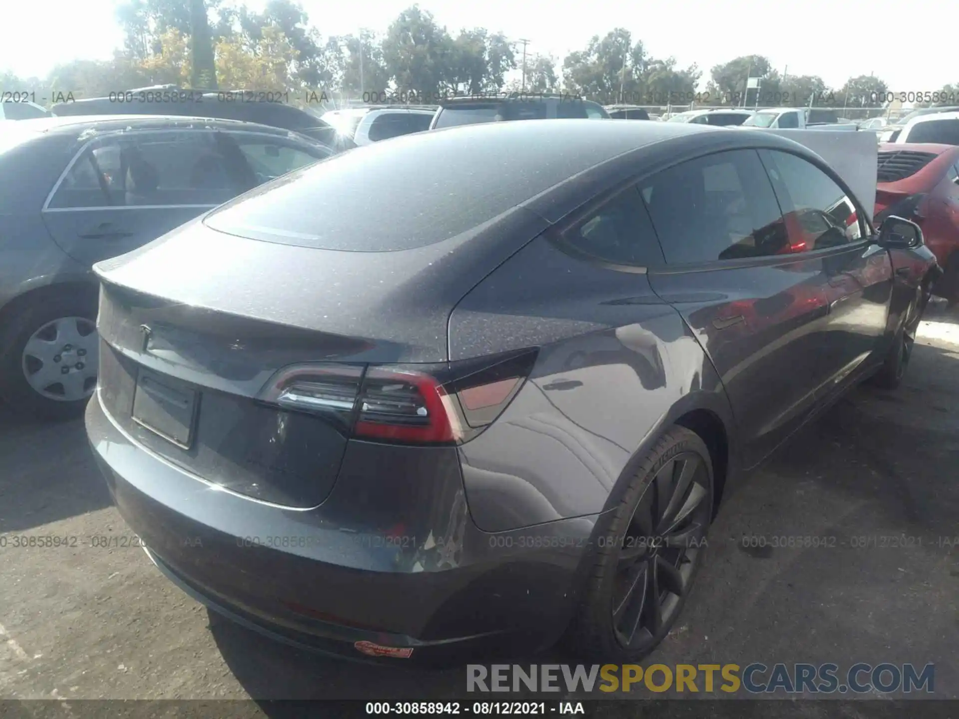 4 Photograph of a damaged car 5YJ3E1EC6LF796203 TESLA MODEL 3 2020