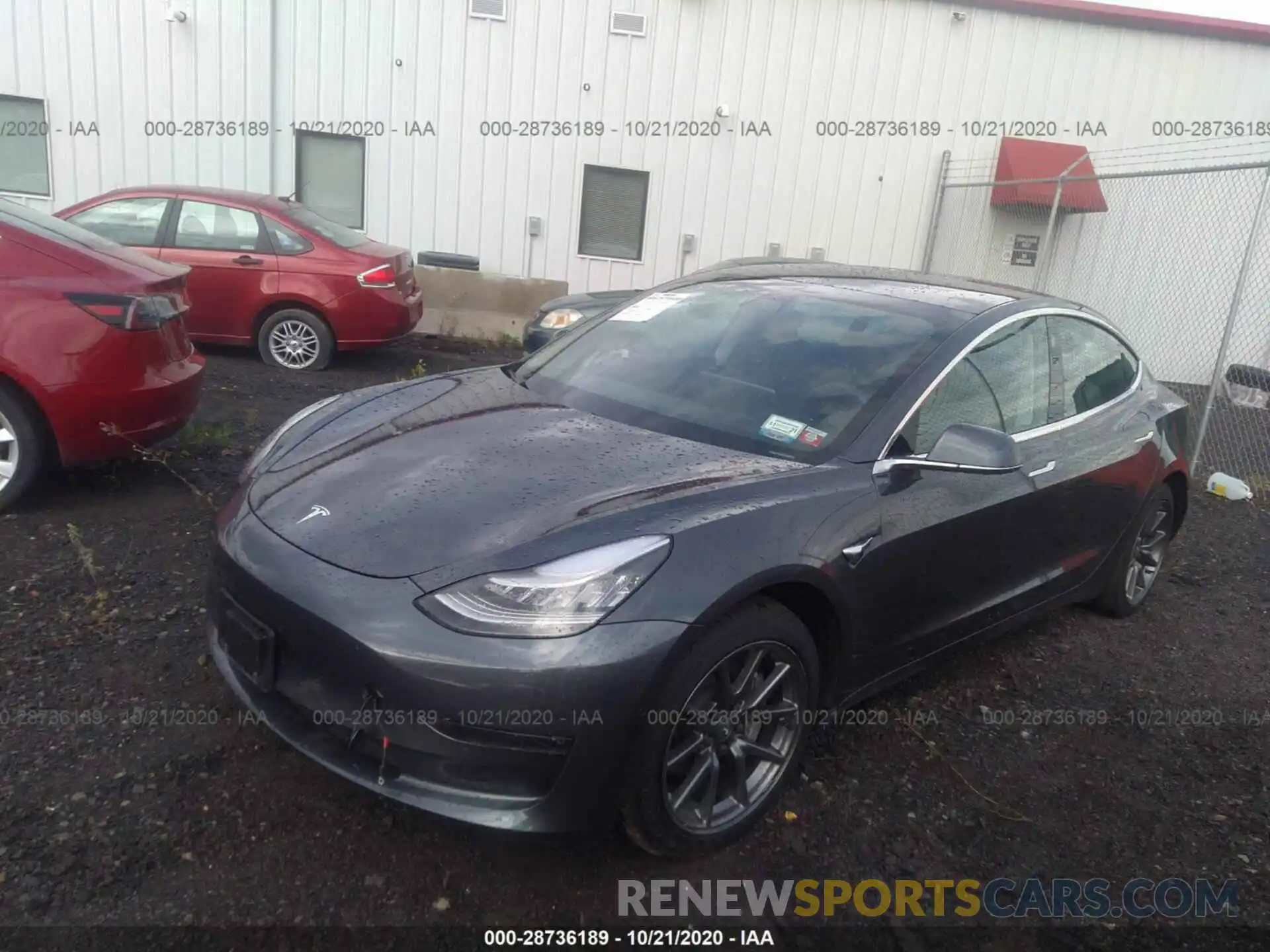 2 Photograph of a damaged car 5YJ3E1EC7LF586211 TESLA MODEL 3 2020