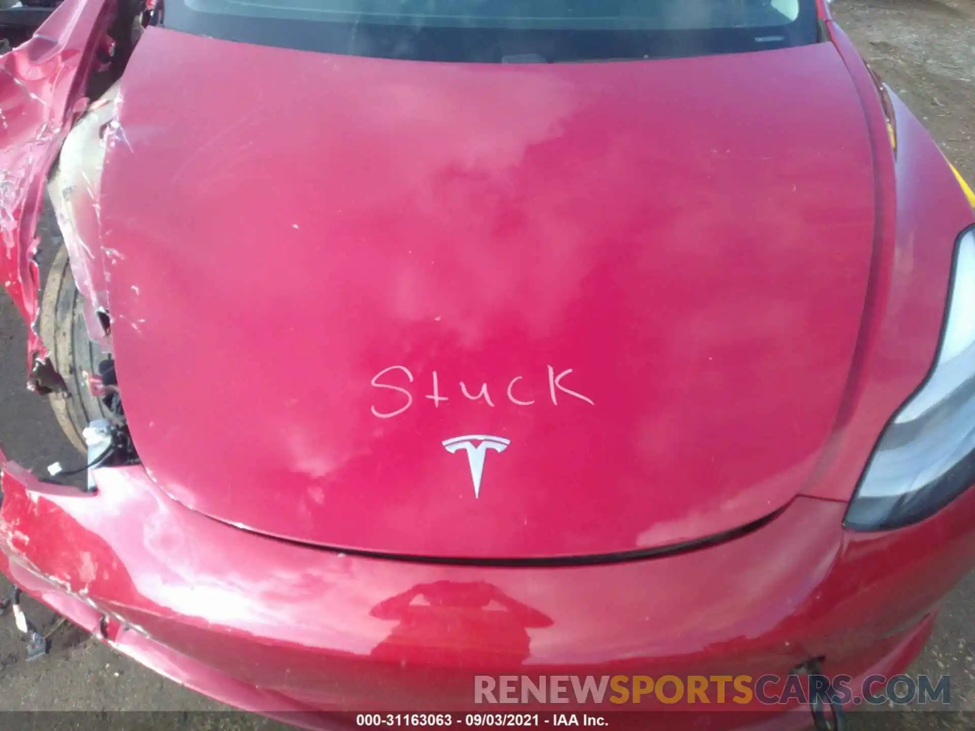 10 Photograph of a damaged car 5YJ3E1EC7LF586368 TESLA MODEL 3 2020