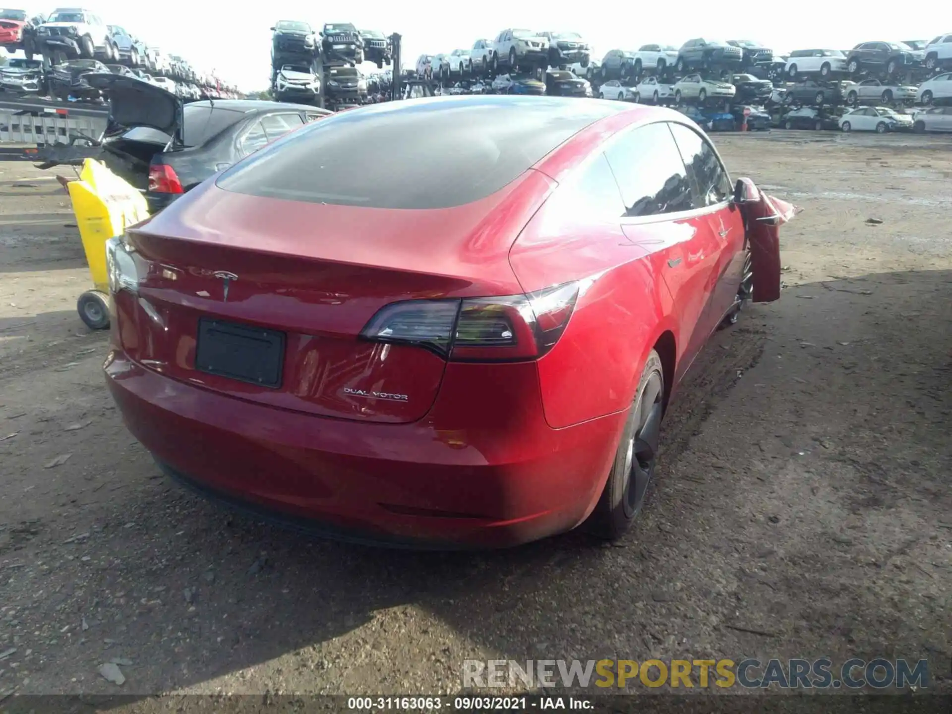 4 Фотография поврежденного автомобиля 5YJ3E1EC7LF586368 TESLA MODEL 3 2020