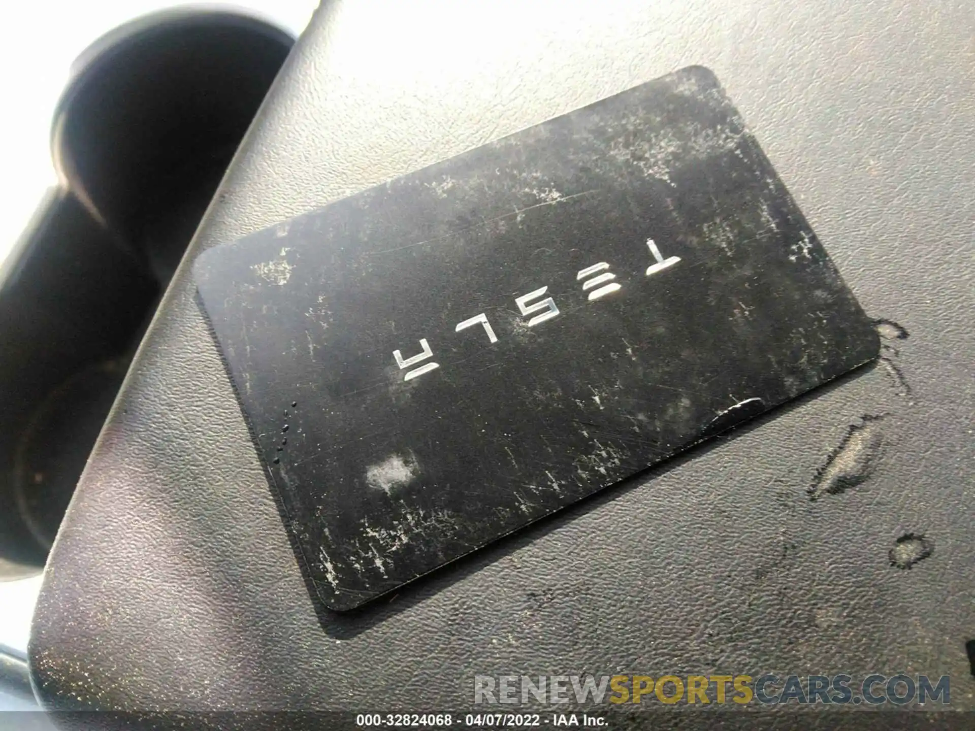 11 Photograph of a damaged car 5YJ3E1EC7LF624648 TESLA MODEL 3 2020