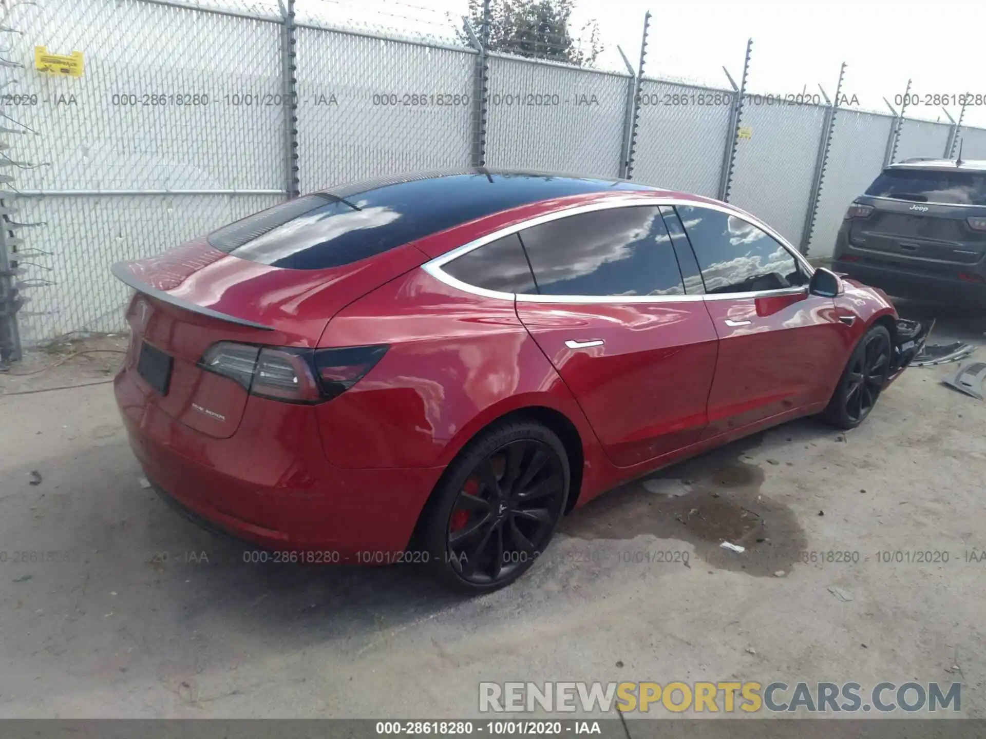 4 Фотография поврежденного автомобиля 5YJ3E1EC7LF624844 TESLA MODEL 3 2020