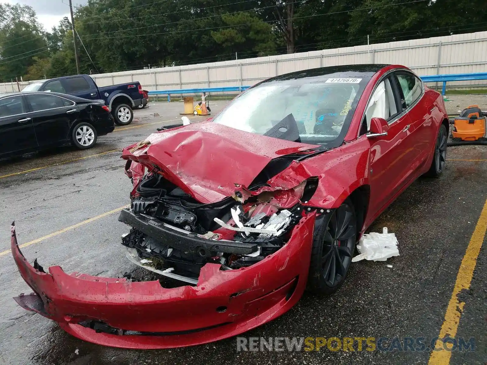 2 Photograph of a damaged car 5YJ3E1EC7LF736379 TESLA MODEL 3 2020