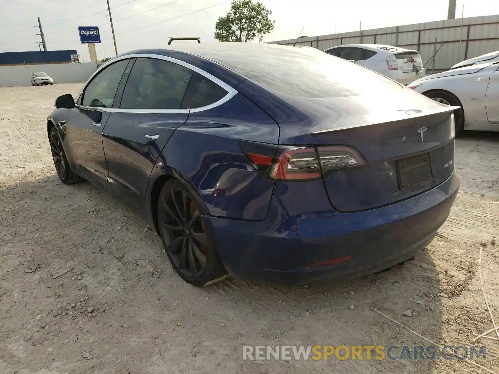 3 Photograph of a damaged car 5YJ3E1EC7LF796470 TESLA MODEL 3 2020