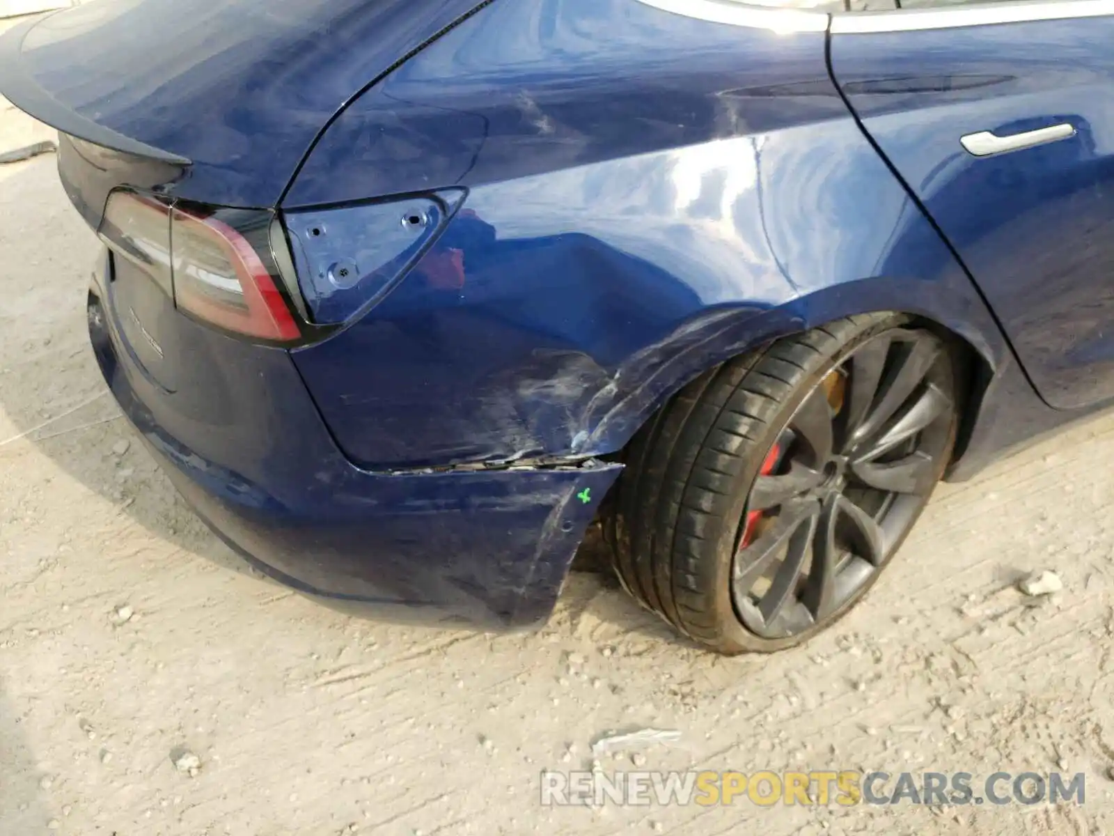 9 Photograph of a damaged car 5YJ3E1EC7LF796470 TESLA MODEL 3 2020