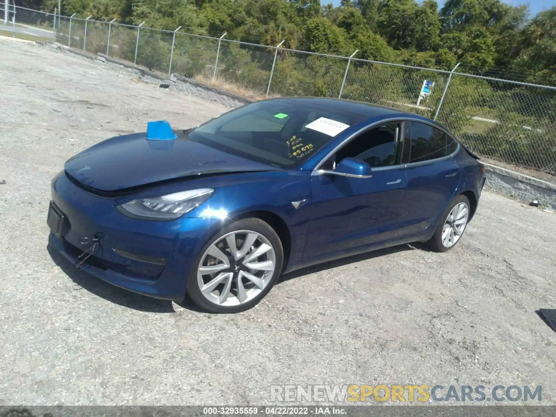 2 Photograph of a damaged car 5YJ3E1EC8LF586864 TESLA MODEL 3 2020