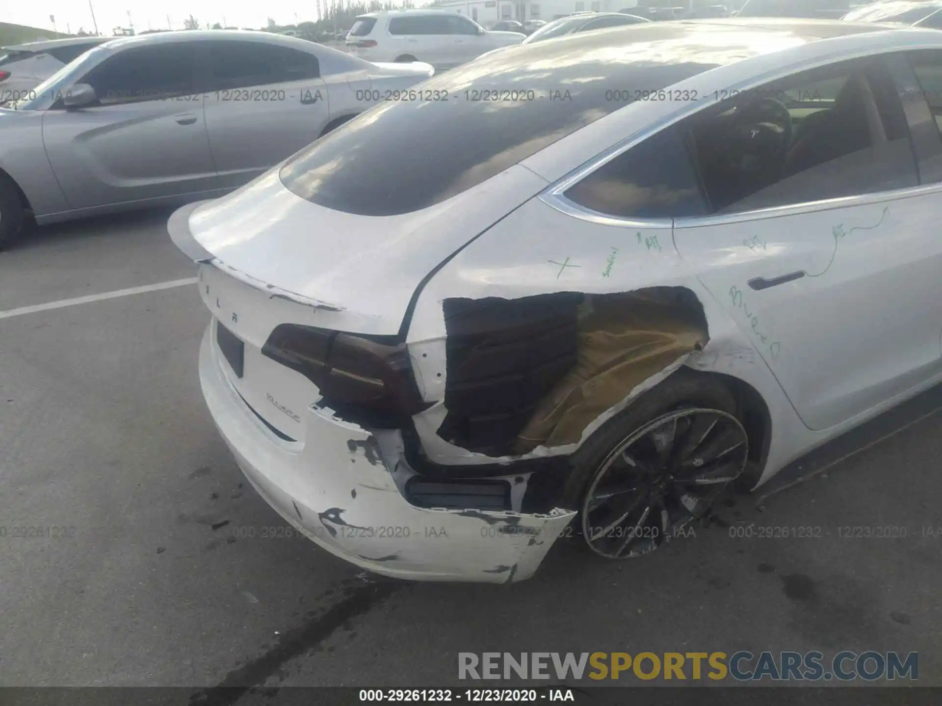 6 Photograph of a damaged car 5YJ3E1EC8LF587027 TESLA MODEL 3 2020