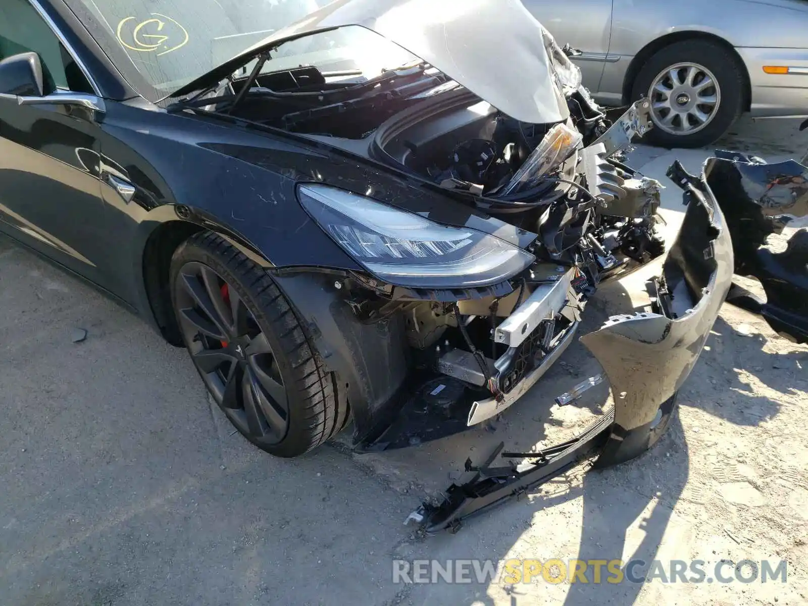 10 Photograph of a damaged car 5YJ3E1EC8LF603341 TESLA MODEL 3 2020