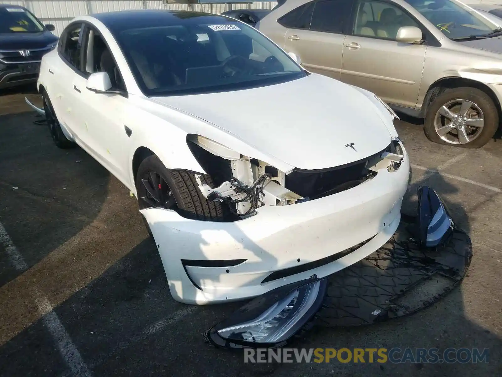 1 Photograph of a damaged car 5YJ3E1EC8LF623931 TESLA MODEL 3 2020