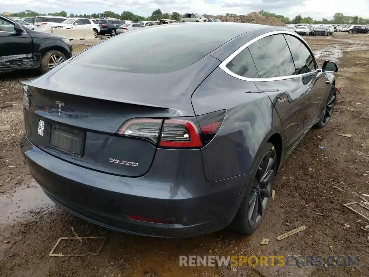 4 Photograph of a damaged car 5YJ3E1EC8LF641751 TESLA MODEL 3 2020