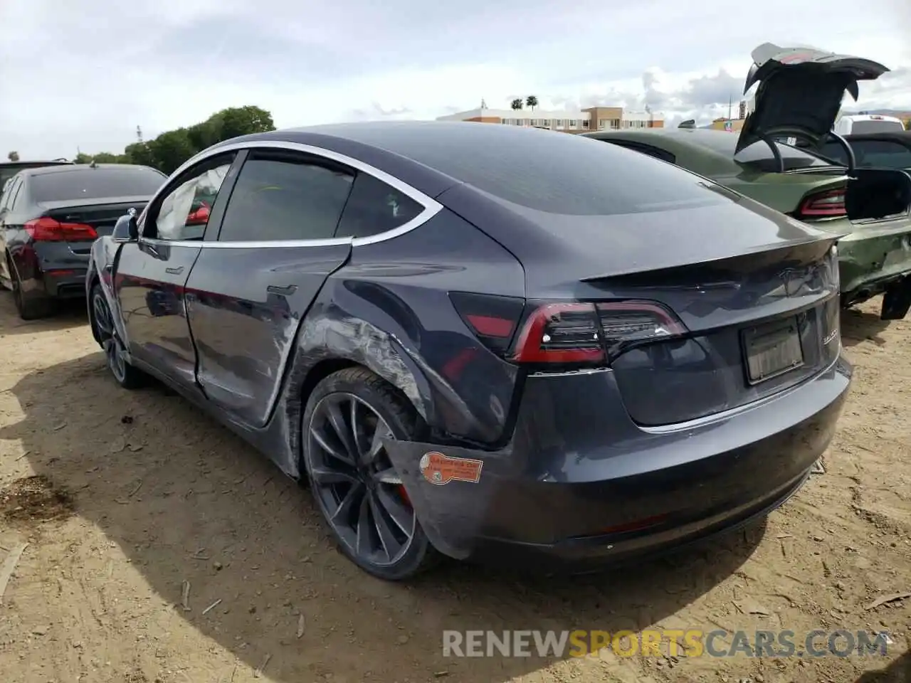 3 Photograph of a damaged car 5YJ3E1EC8LF713368 TESLA MODEL 3 2020