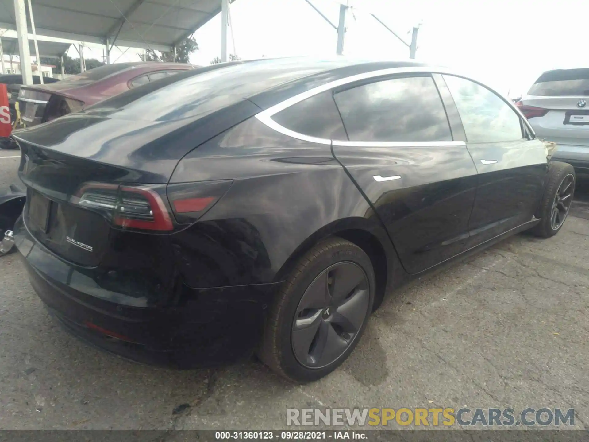 4 Фотография поврежденного автомобиля 5YJ3E1EC8LF742045 TESLA MODEL 3 2020