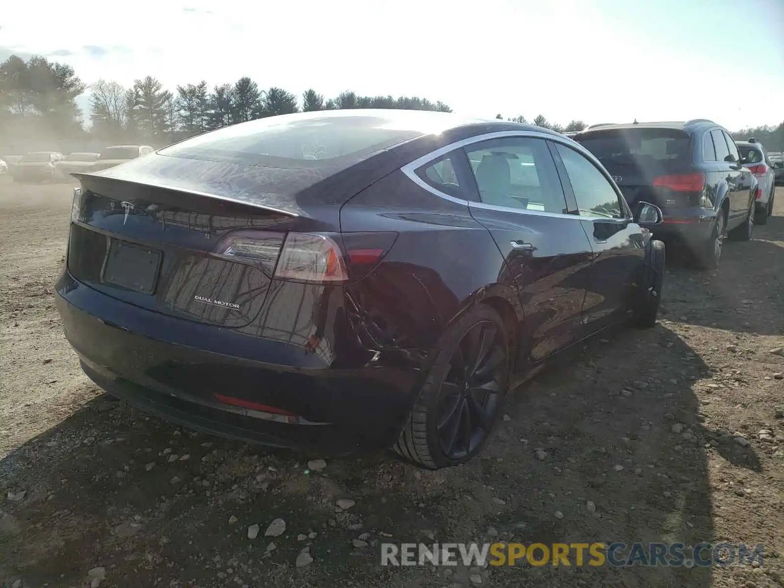 4 Фотография поврежденного автомобиля 5YJ3E1EC8LF774963 TESLA MODEL 3 2020