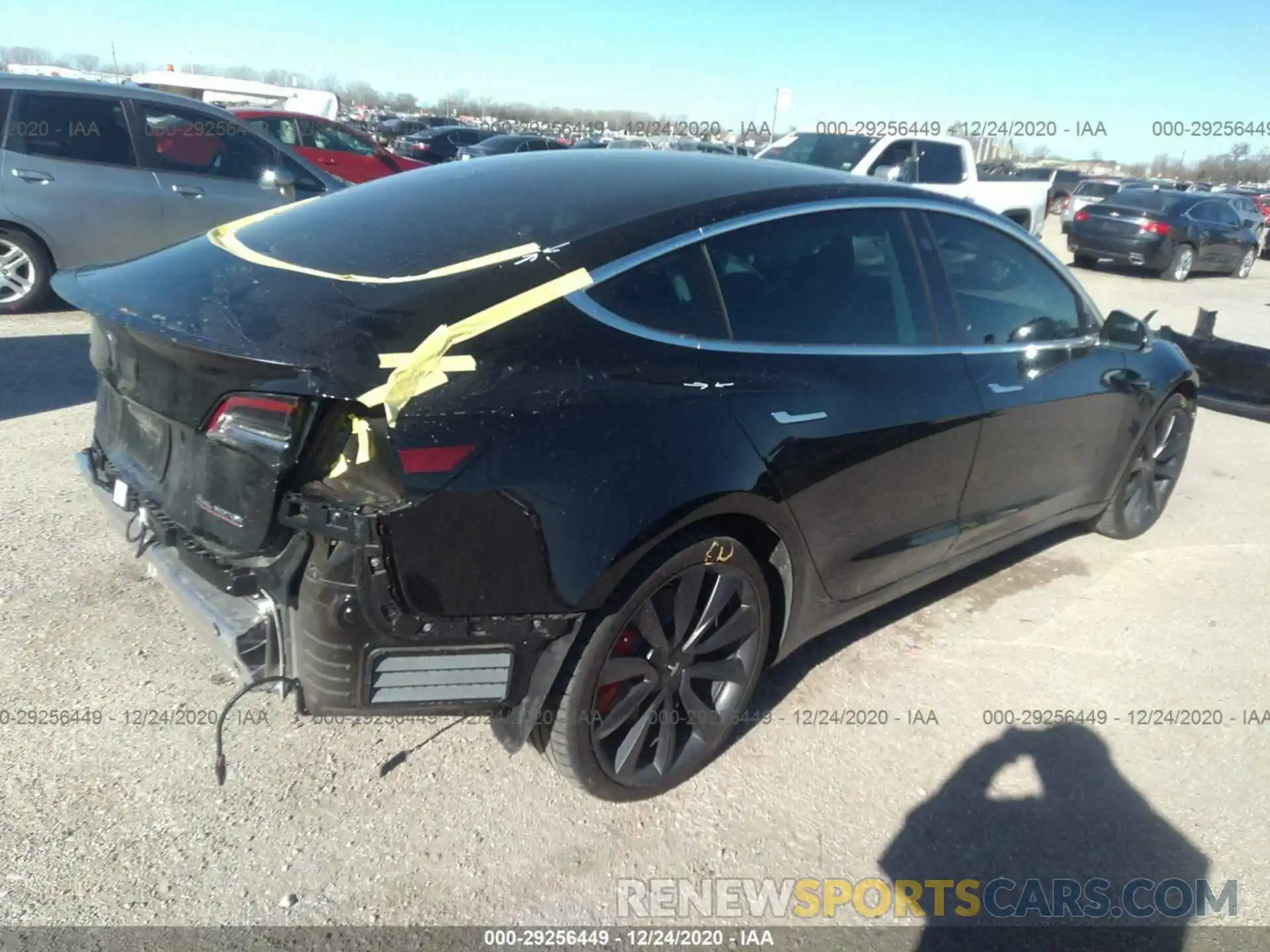 4 Photograph of a damaged car 5YJ3E1EC8LF791634 TESLA MODEL 3 2020