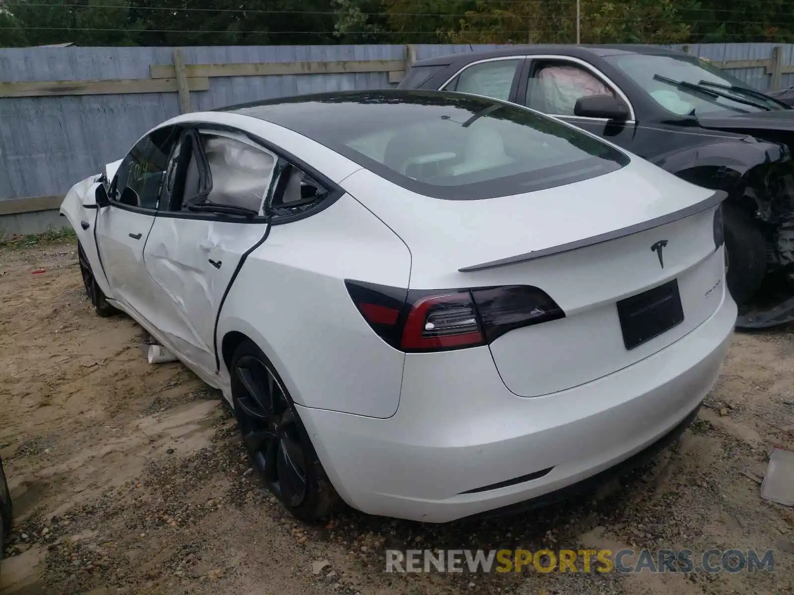 3 Photograph of a damaged car 5YJ3E1EC8LF796512 TESLA MODEL 3 2020