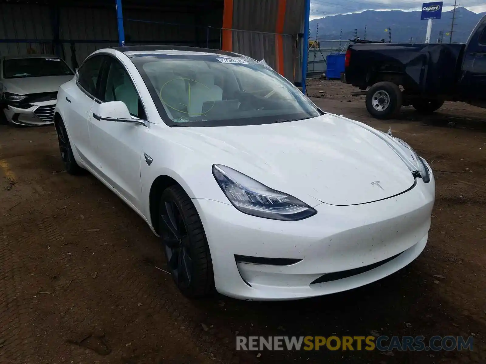 1 Photograph of a damaged car 5YJ3E1EC9LF624702 TESLA MODEL 3 2020