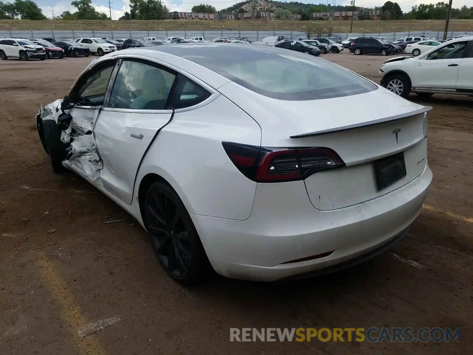 3 Photograph of a damaged car 5YJ3E1EC9LF624702 TESLA MODEL 3 2020