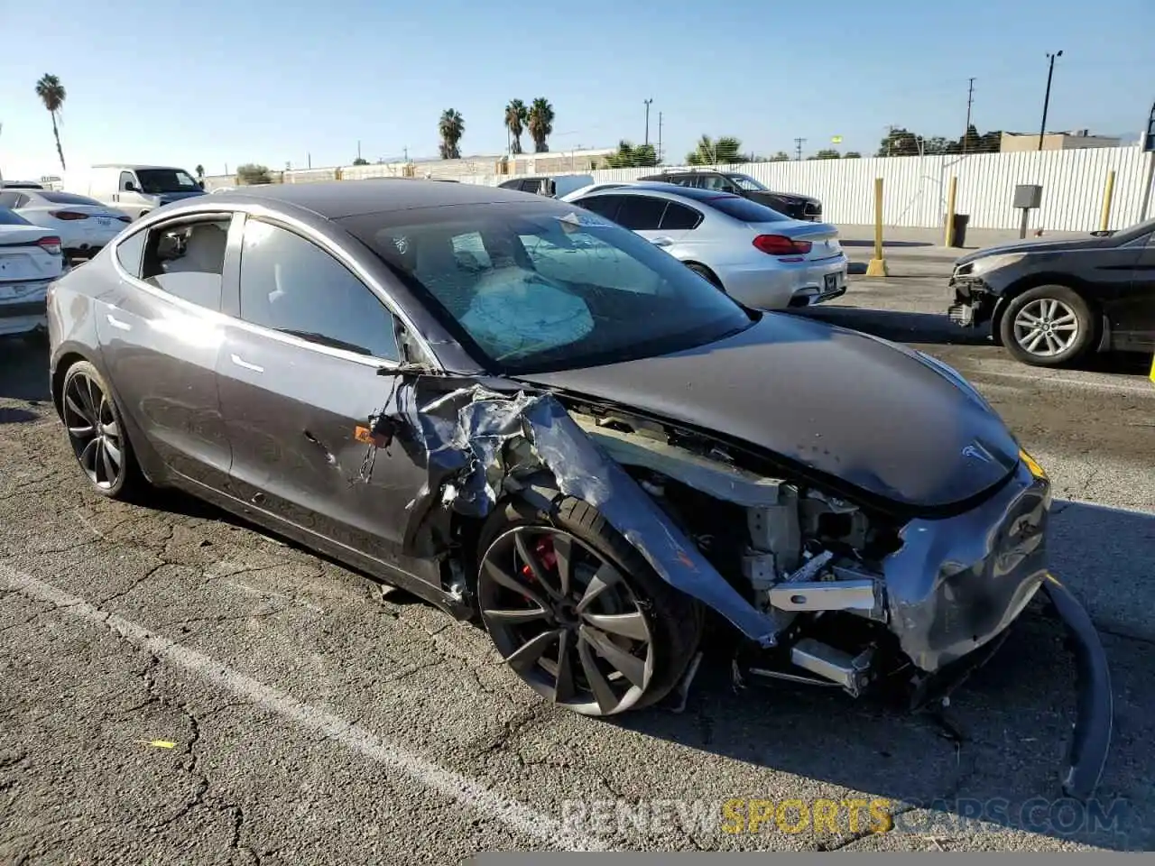 1 Photograph of a damaged car 5YJ3E1EC9LF647137 TESLA MODEL 3 2020