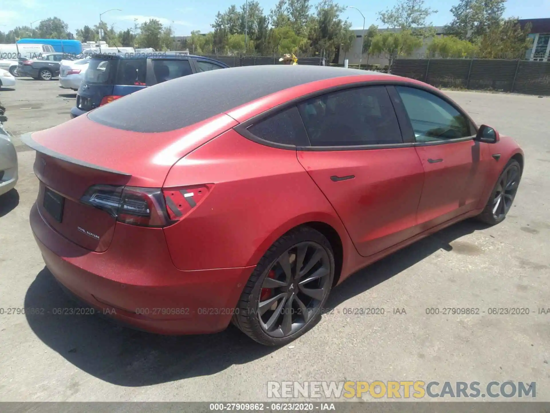 4 Photograph of a damaged car 5YJ3E1EC9LF669610 TESLA MODEL 3 2020