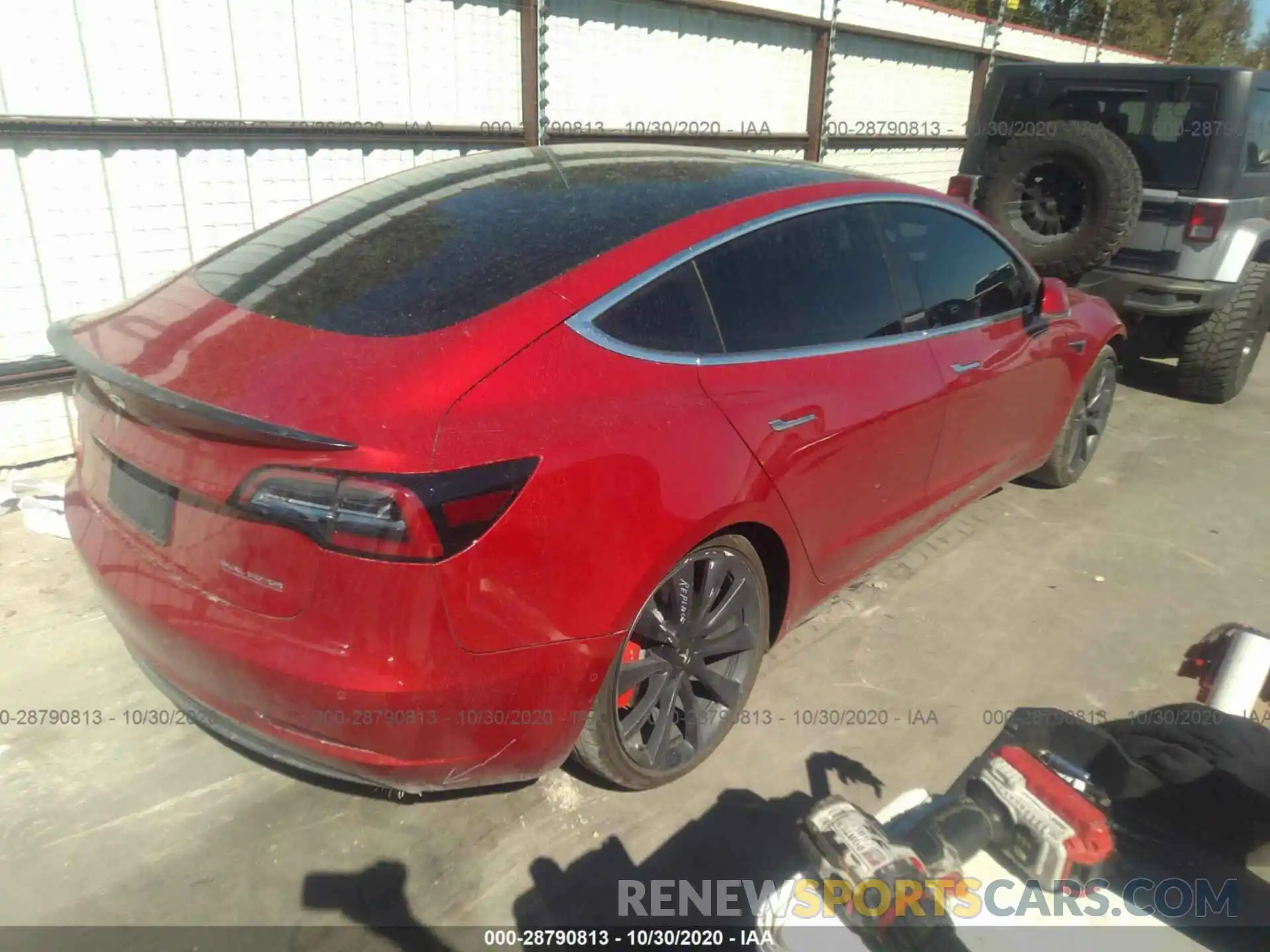 4 Photograph of a damaged car 5YJ3E1EC9LF713668 TESLA MODEL 3 2020