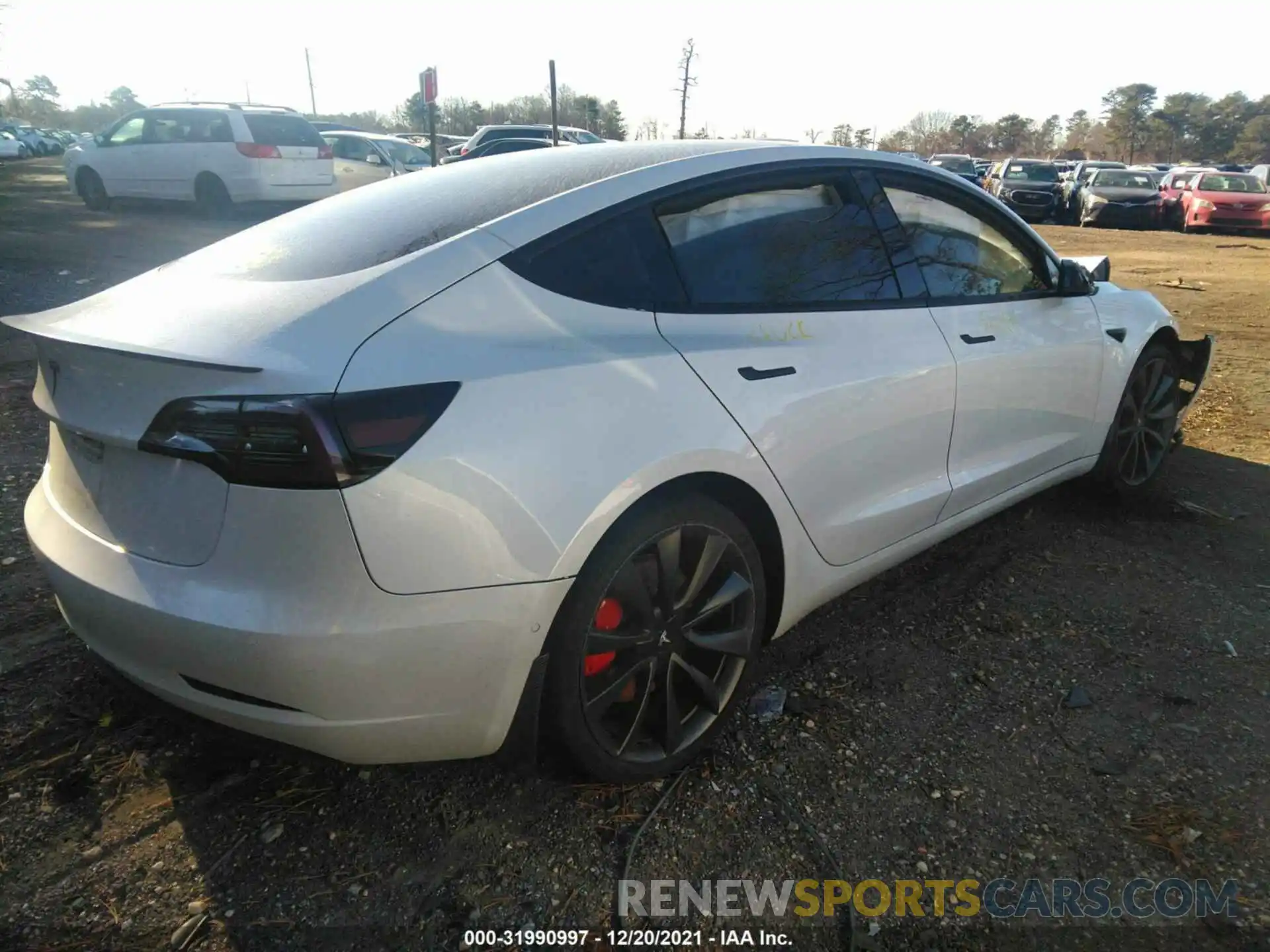 4 Фотография поврежденного автомобиля 5YJ3E1EC9LF719261 TESLA MODEL 3 2020