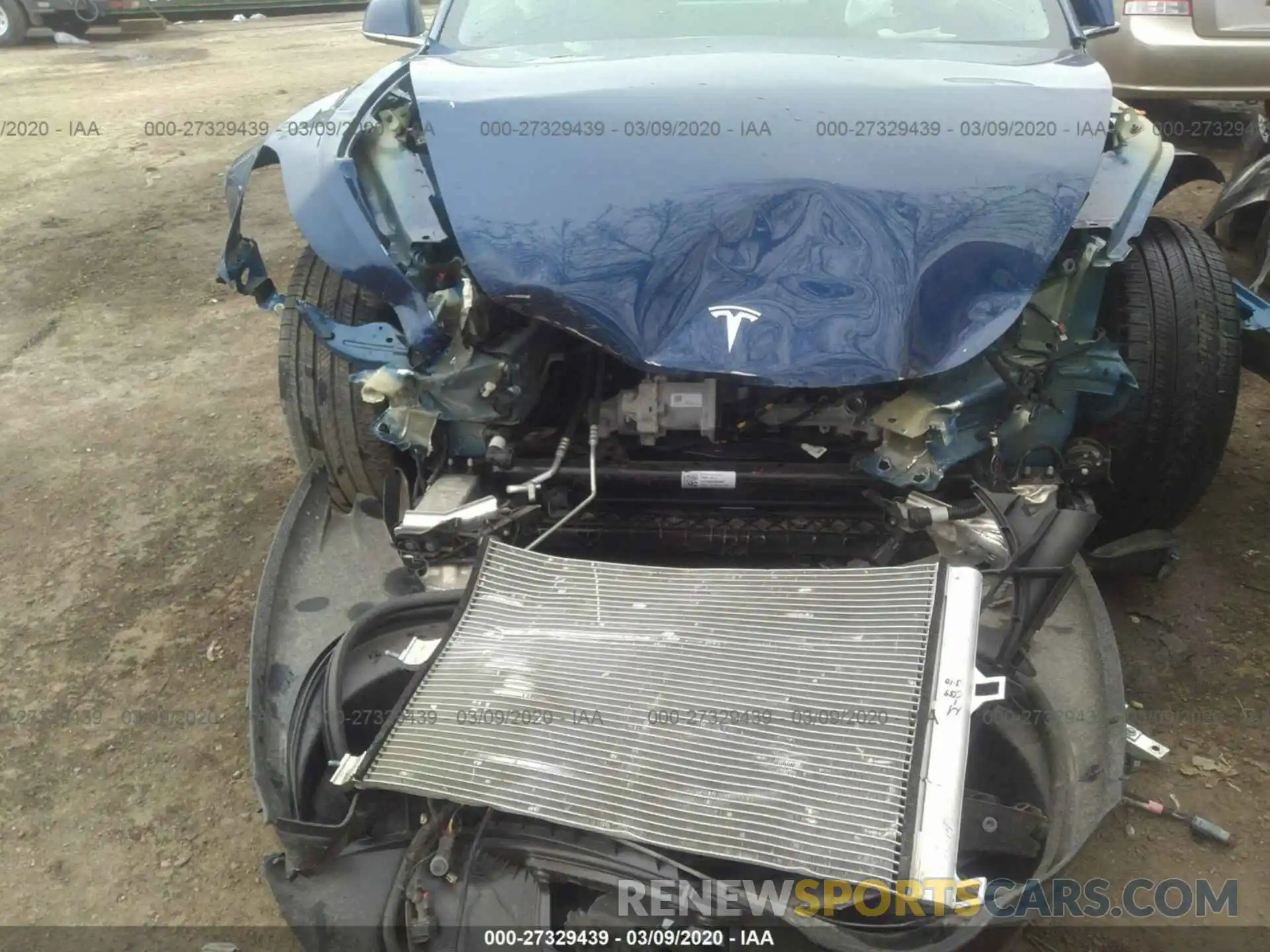 6 Photograph of a damaged car 5YJ3E1ECXLF586610 TESLA MODEL 3 2020