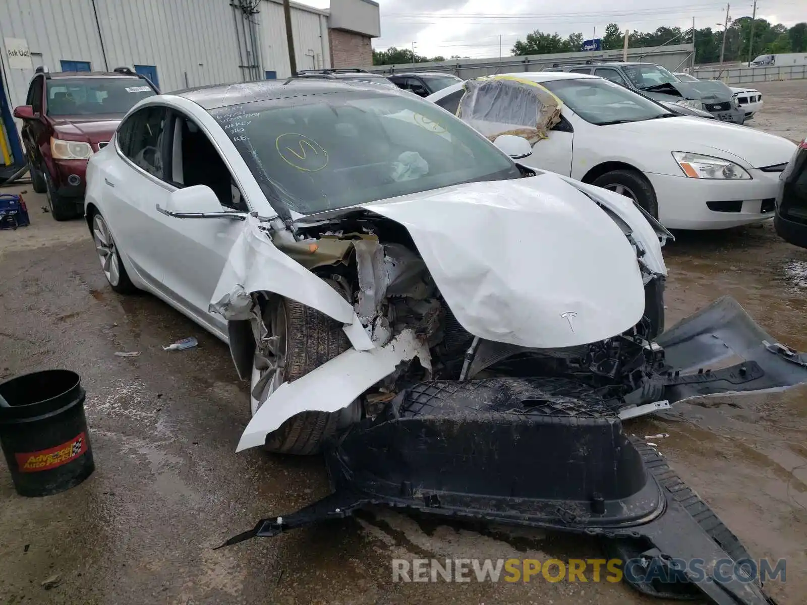 1 Photograph of a damaged car 5YJ3E1ECXLF587109 TESLA MODEL 3 2020